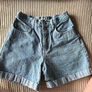 Arizona Jean Company Blue Jean Shorts Casual Style